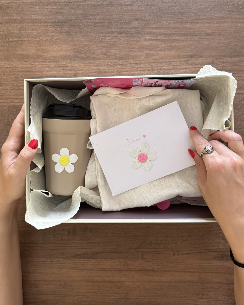 Daisy Pink Box
