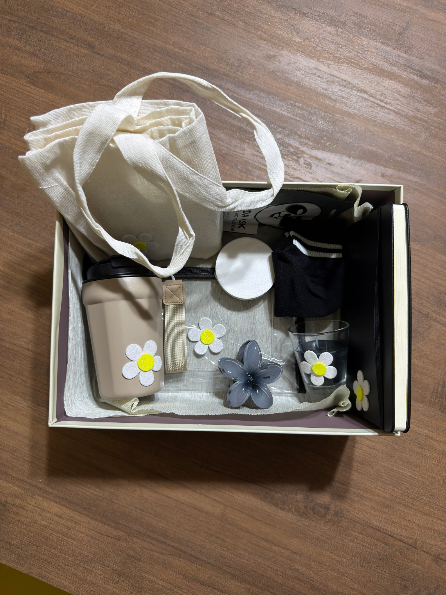 Daisy Dark Box 🖤